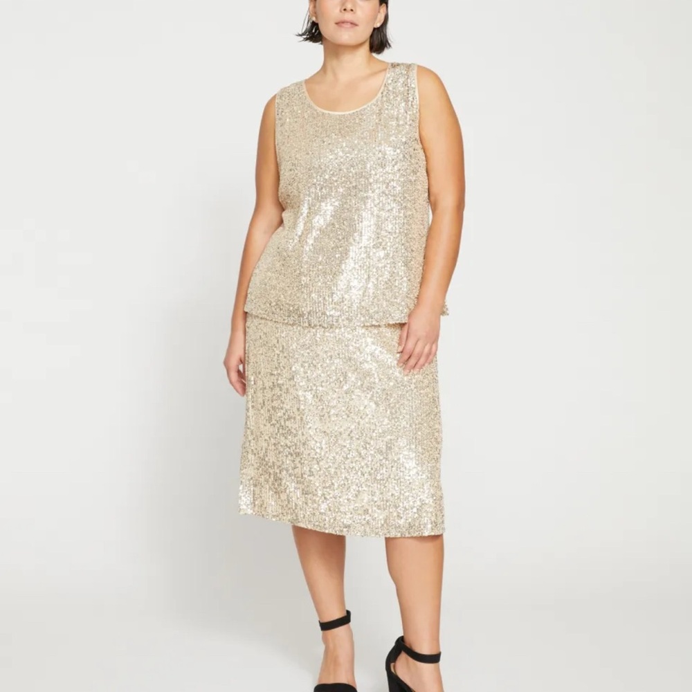 NWT Universal Standard Gold Sequin Skirt